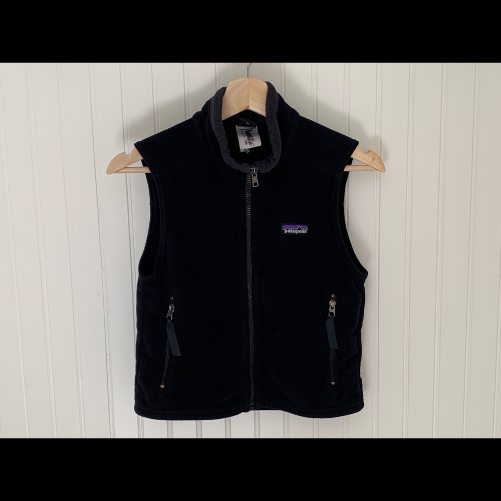 Kid’s Patagonia Fleece Vest Size Small Black